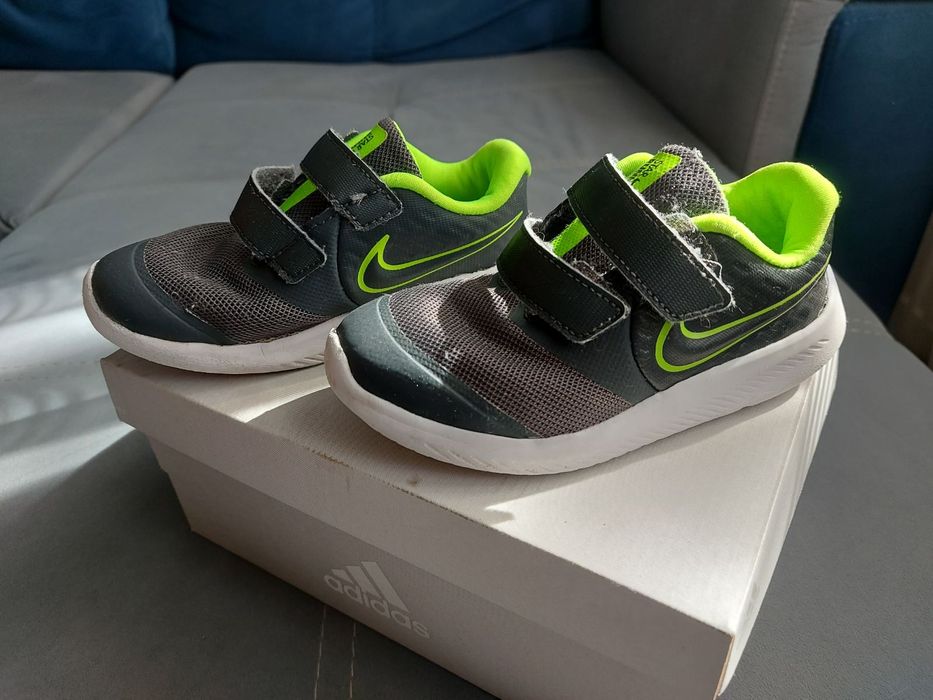 Пролетни маратонки и обувки