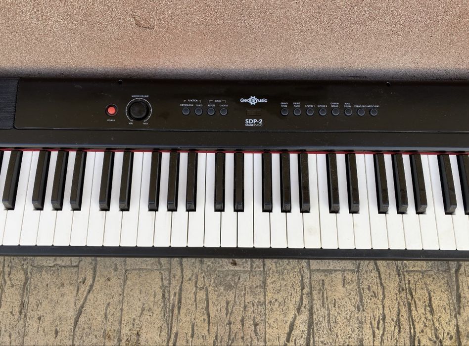 pian digital Gear4music SDP-2 Stage Piano