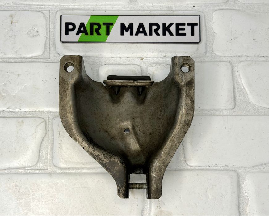 Стойка тампон двигател AUDI 3.0TFSI 4G0399060