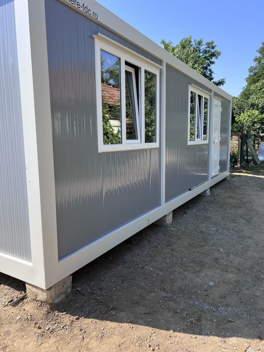 Container de locuit 8x3x2,70