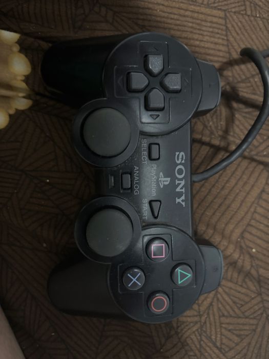 Maneta de ps 2 vând si ps 2