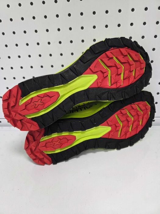 Оригинални мъжки обувки- La Sportiva Jackal Neon