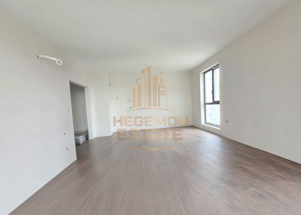 Продава се Двустаен апартамент в Варна, Левски - 86 кв.м за 1977 €/кв.м - Снимка #3