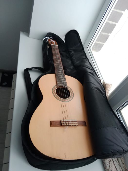 Гитара yamaha c40