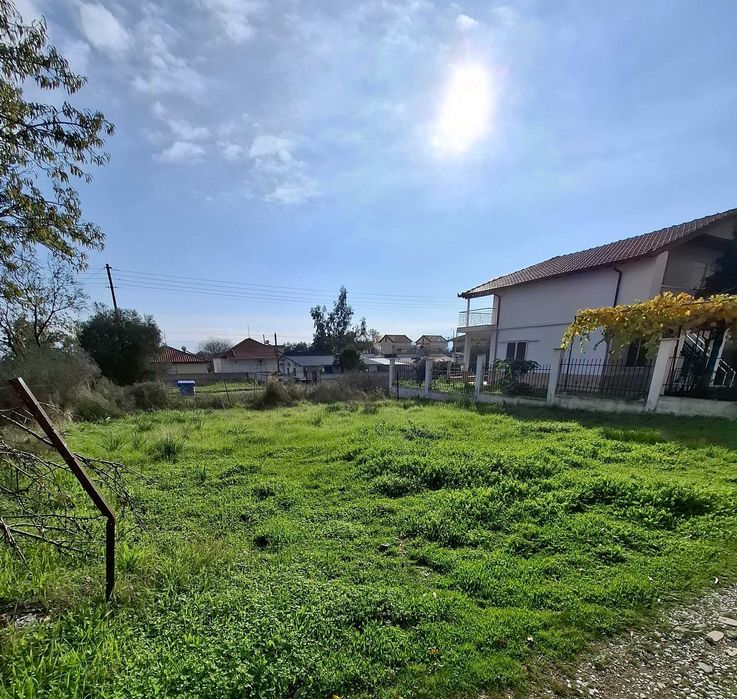 Продава се парцел в регулация с площ 228 м2 в Аспровалта, Гърция