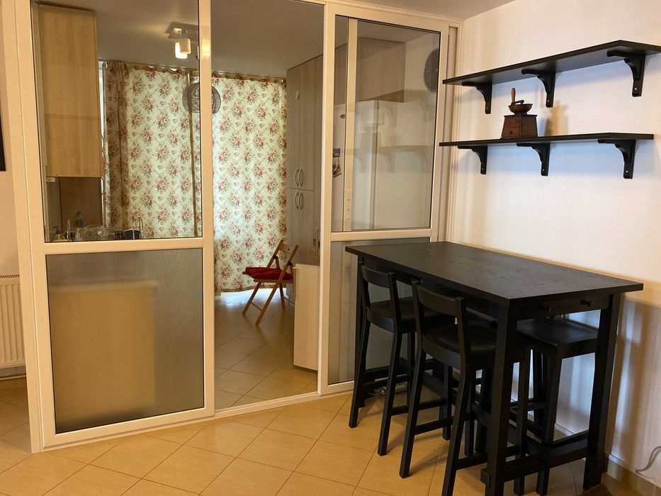 Inchiriez apartament modern cu 3 camere in Floresti