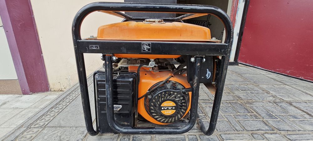 Продам бензогенератор 3 кВт