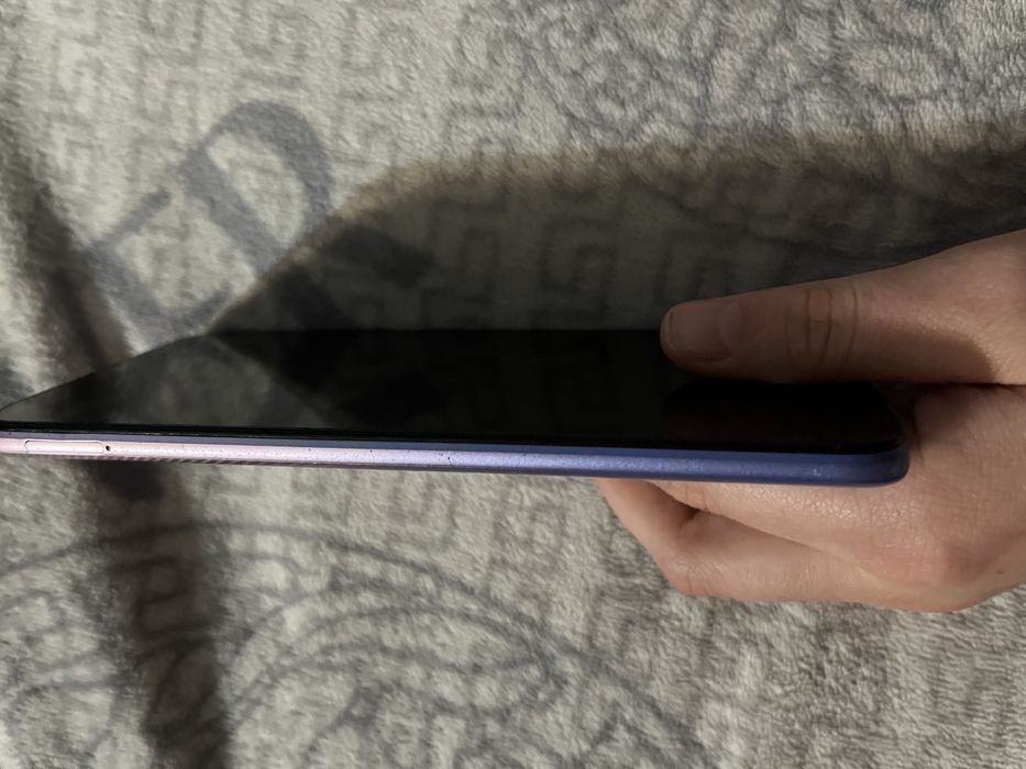 Срочно продам телефон