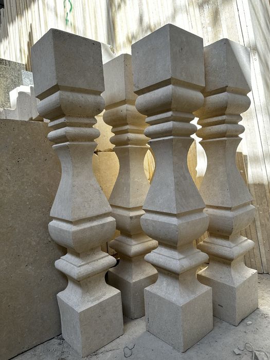Баласина ерон ва киргиз травертиндан бор,