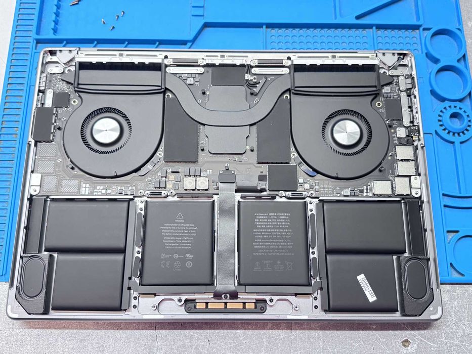 Реновиран Apple MacBook Pro 2021 16" 4K M1 Pro (CPU 10- GPU 16) 32GB DDR5 510GB M.2 Nvme Apple GPU 16