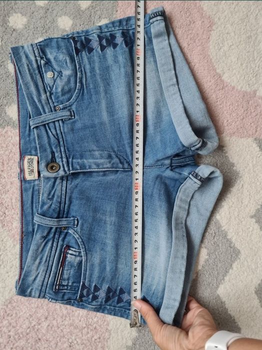 Blugi scurti Tommy Hilfiger marime Xs-S
