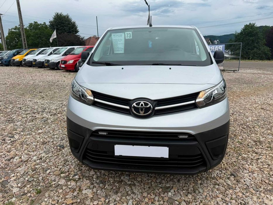 Toyota proace vw transporter 2018