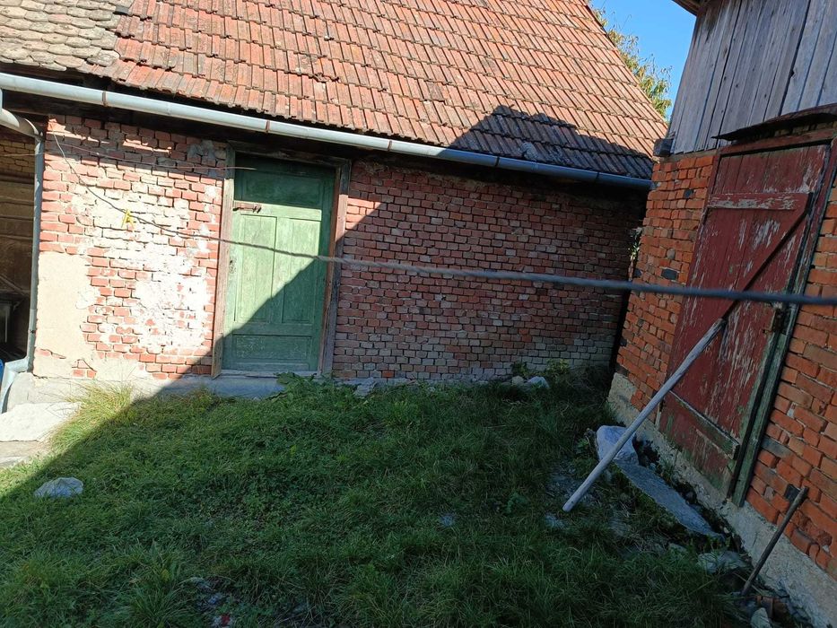 Casă de vânzare în Târnova, jud. Caraș-Severin – 3 camere, teren 1079