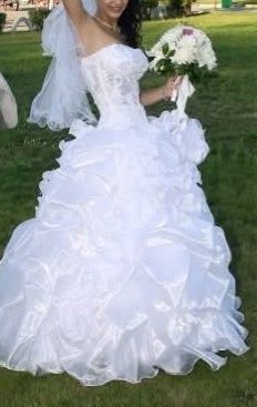 Сватбена/ Булчинска рокля