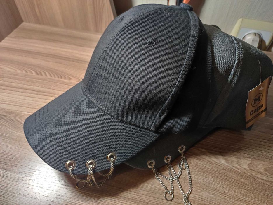 кепки с кольцами