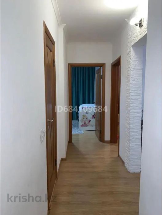 Продаеться трех комнатный квартира