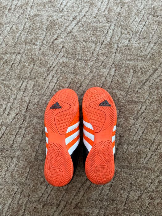 Оригинални маратонки Adidas – размер 41
Цена: 60 лв.