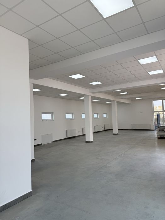 Cladire multifunctionala: Depozit/Showroom/Birouri/Productie - 500mp