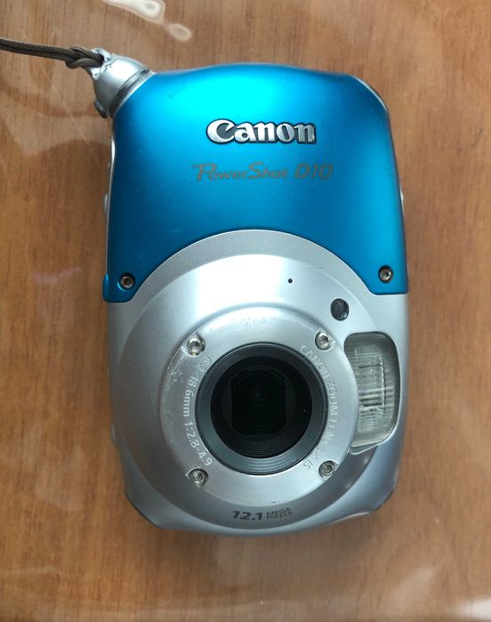 Фотоаппарат Canon PowerShot D10