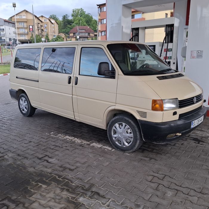 Camere Apartament pt.muncitori.De închiriat Transport persoane.Simleu