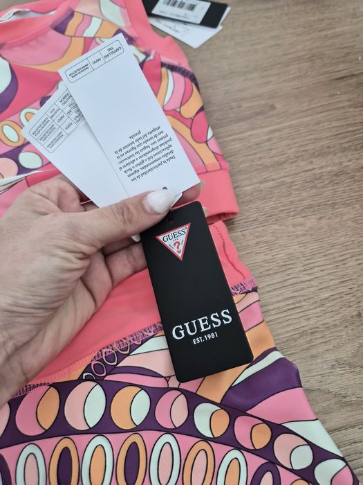 Guess спортен комплект/ сет 10-12г.