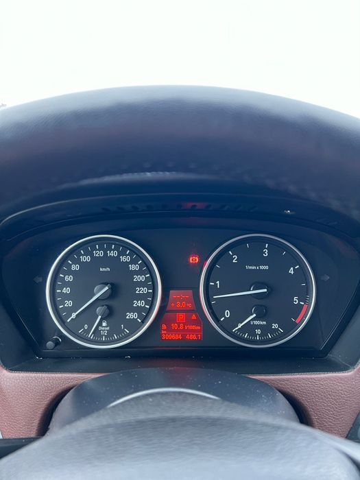 BMW X5 | 4.0 X-Drive | 306 Cp | 2012