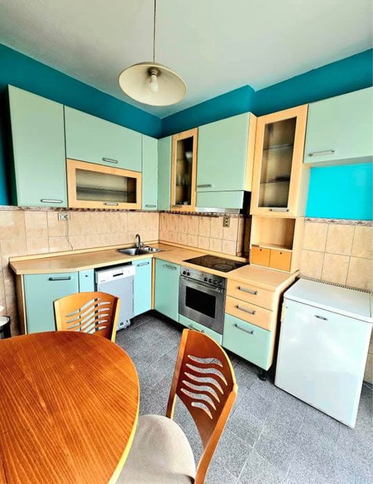 Многостаен апартамент, Център