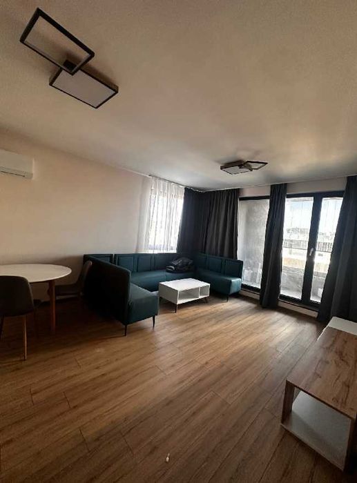 Двустаен имот в кв.Кръстова вада