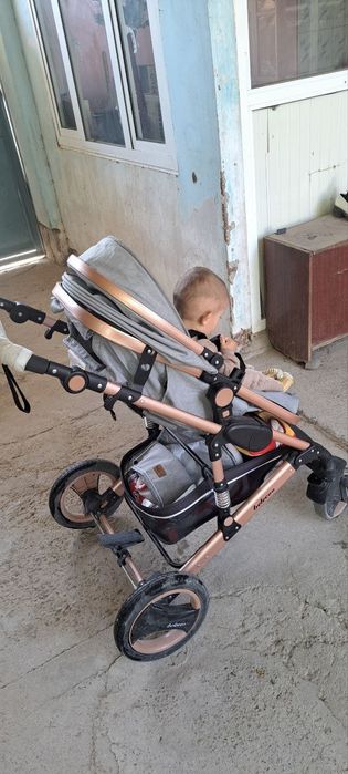Коляска трансформер 4 месяц пользовались