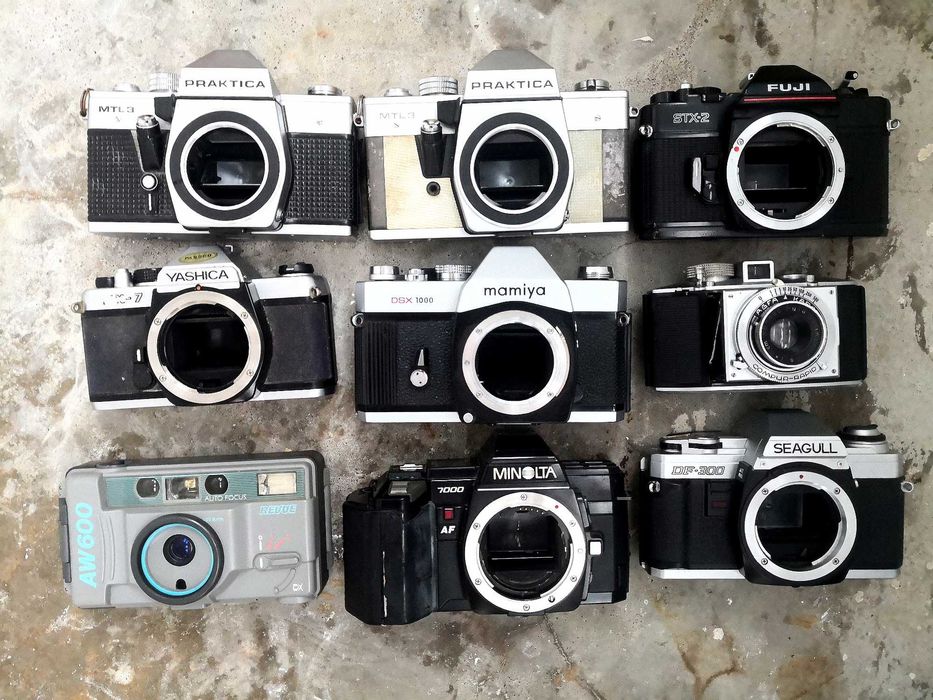 Lot de aparate foto si obiective defecte