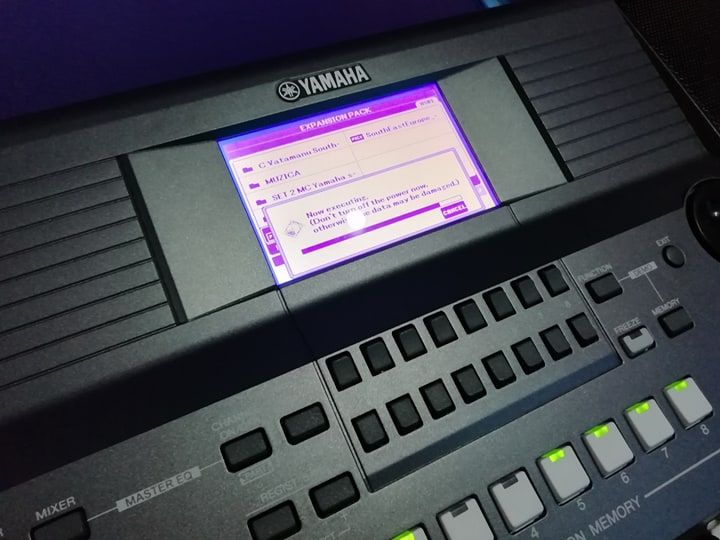 SET Complet pentru Yamaha PSR s670