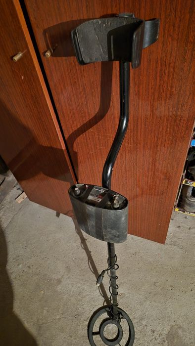 Металлоискатель..