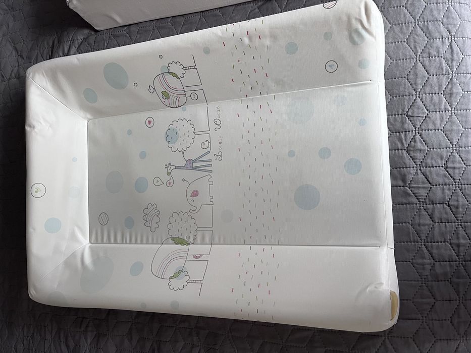 Подложка за повиване, възглавница рефлукс, гърненца, шишета