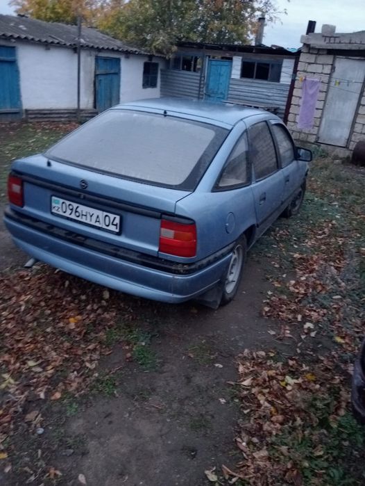 Опель Вектра 1993 объём 1,8