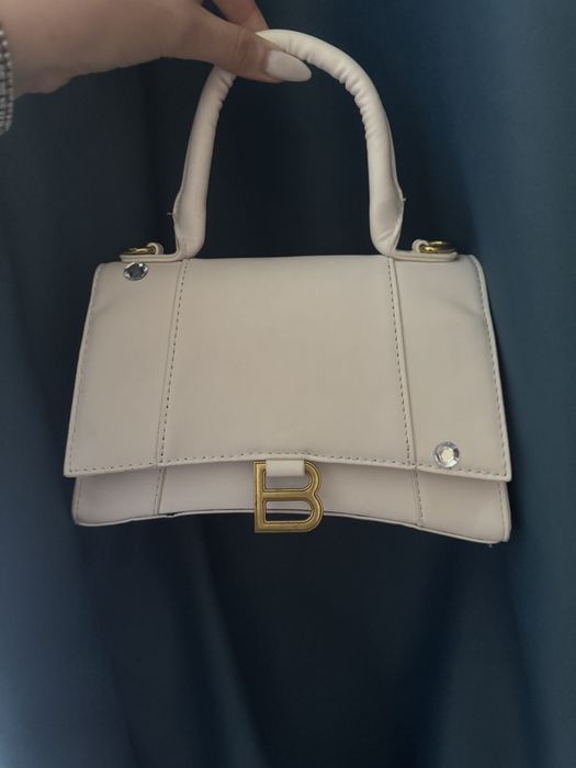Сумка Balenciaga Hourglass