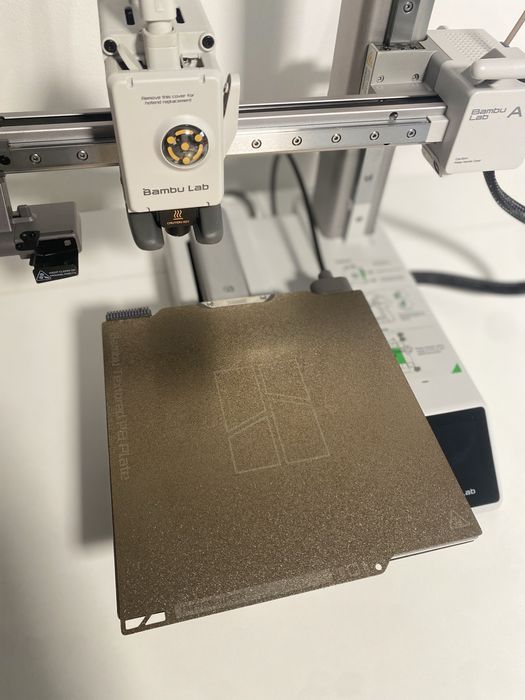 Bambu Lab A1 mini 100h impecabil