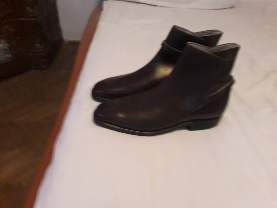 Vand cisme noi de piele naturala