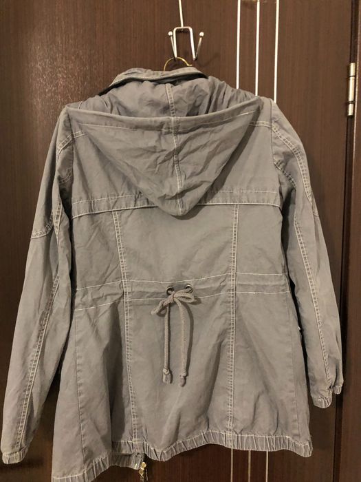 Яке дамско Guees