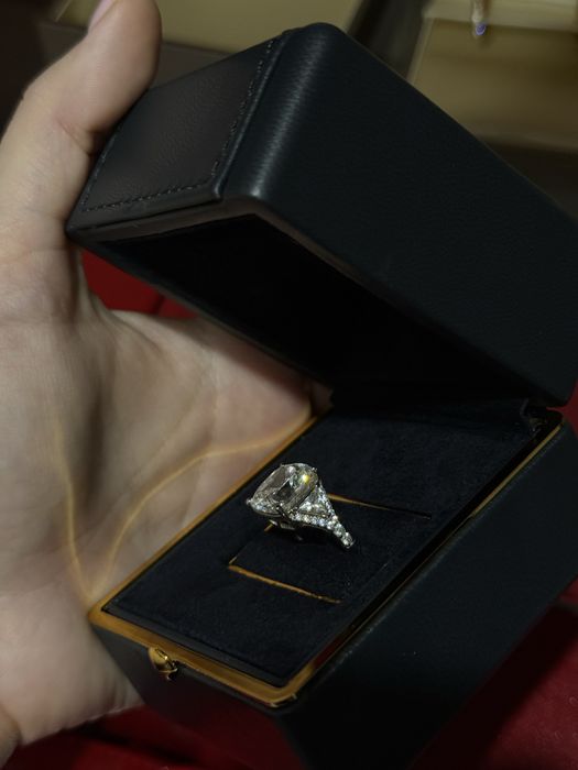 Очень красивое кольцо серебро