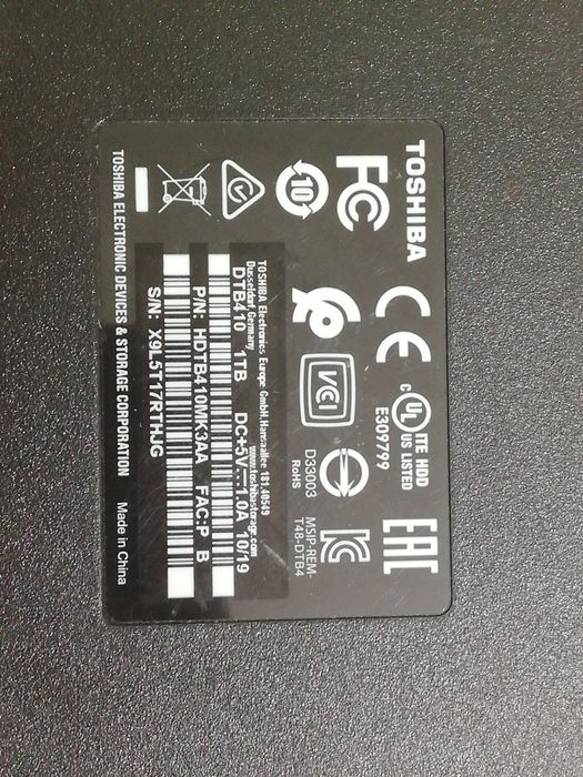 Hard extern 1Tb perfect functional. Are 59 zile de functionare