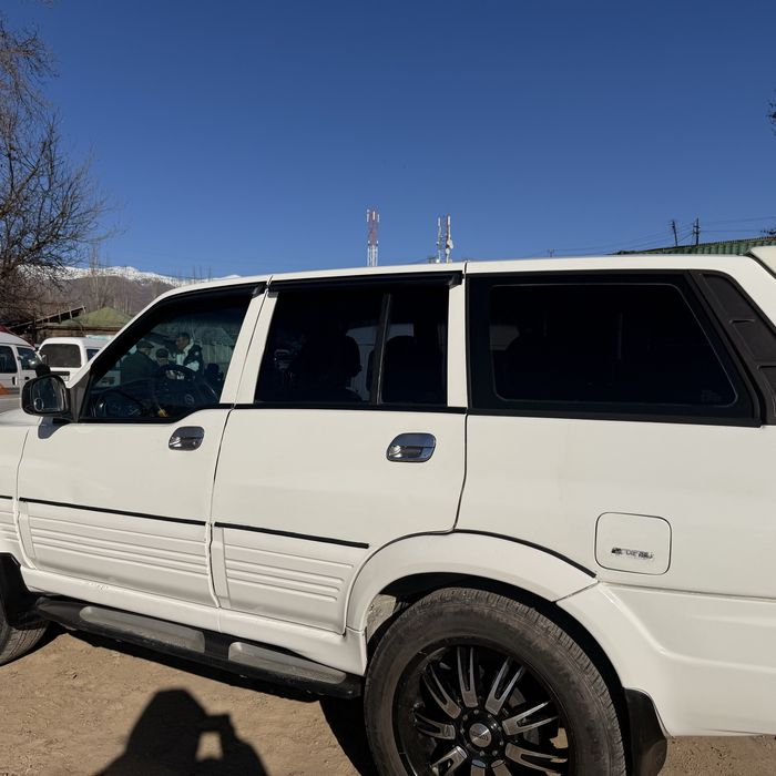 Ssang Yong Musso 1998 2.7