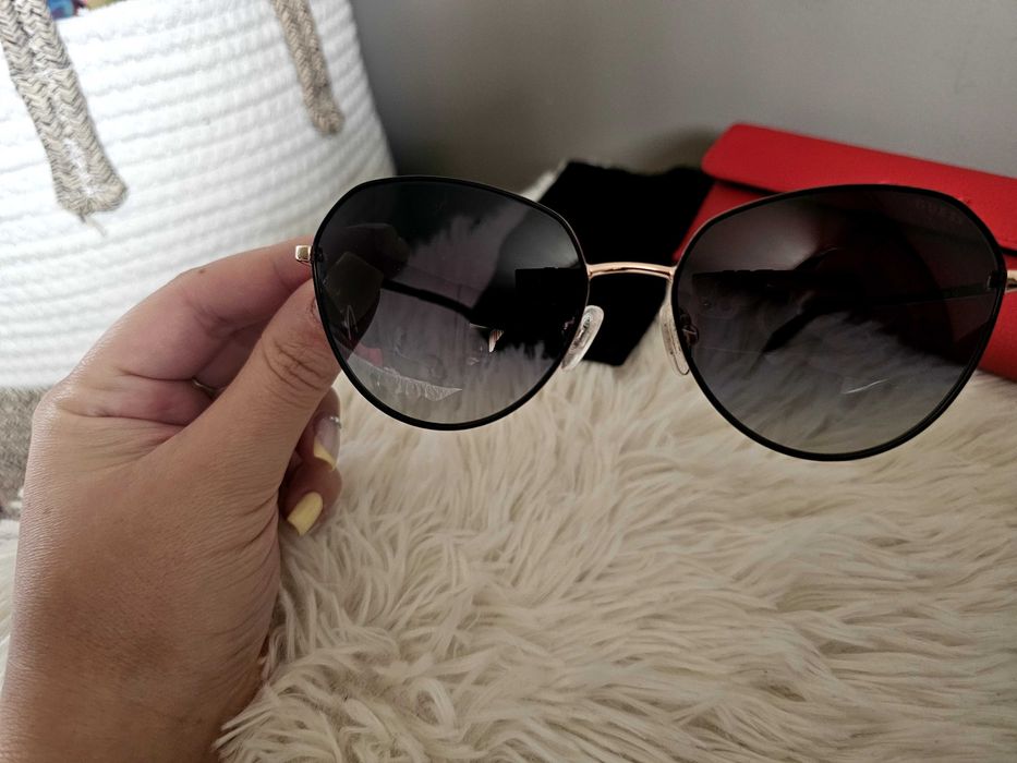 Слънчеви очила Guess