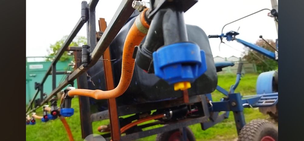 ERBICIDATOR PULVERIZATOR 125 l motocultor tractor atv 15 cp