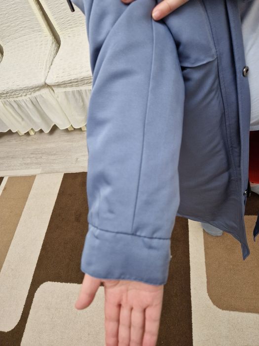 Продам парку женская