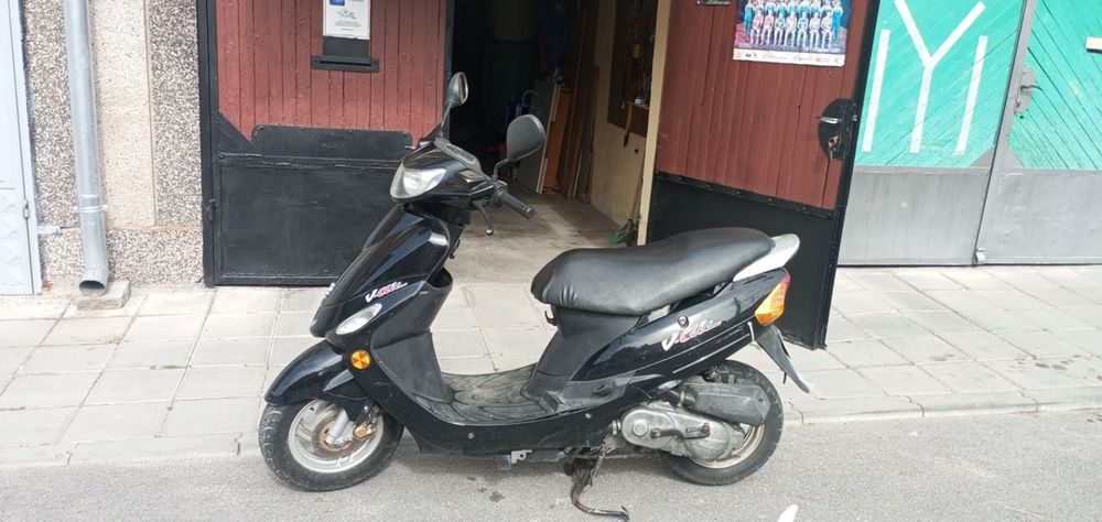 Скутер Peugeot V-Clic 50cc