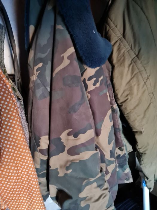 Продам мужские куртки