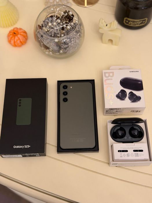 Продам Samsung galaxy 23+ и galaxy buds +