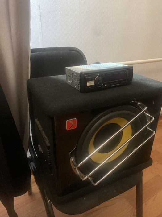 Буфер и магнитола продам