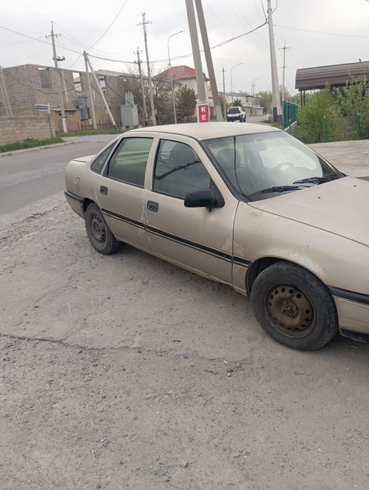 Продам Опель вектор 1 8