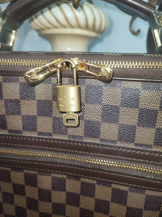 Louis Vuitton multi pochette